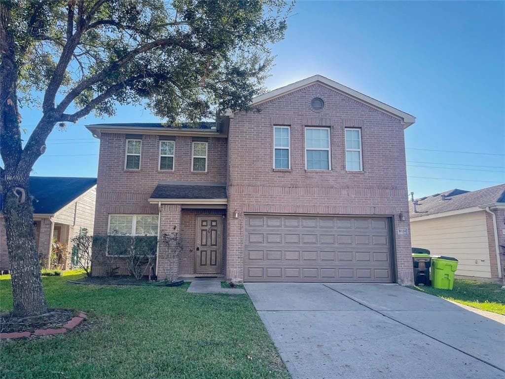 3131 Lexington Lake Dr