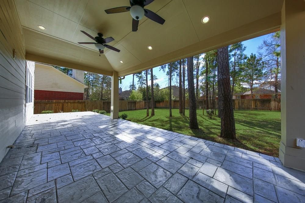 119 S Spinning Wheel Cir