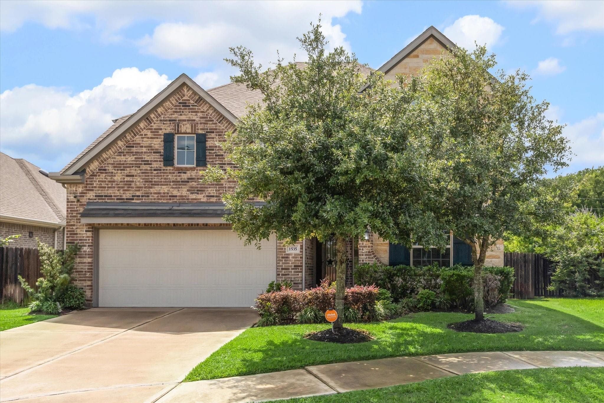 1535 Giles Dr