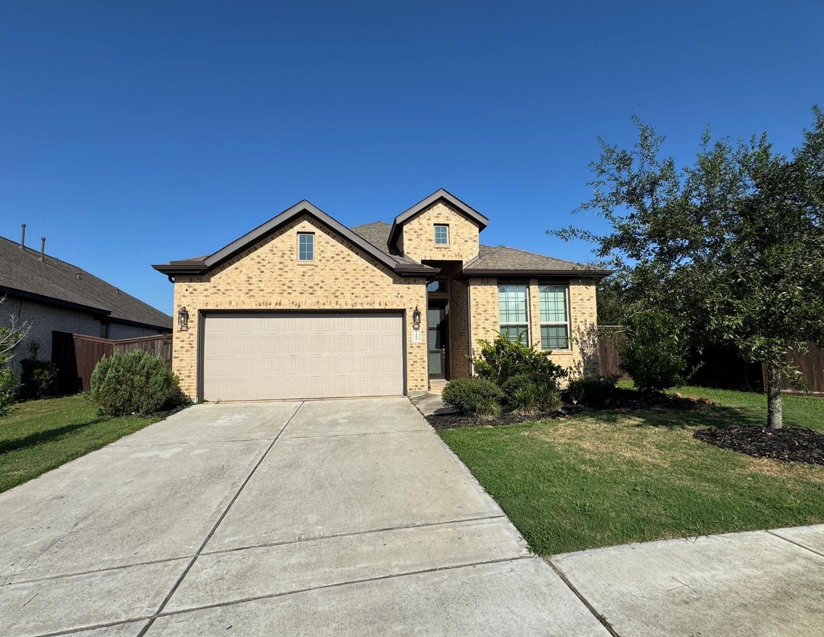 Main property image