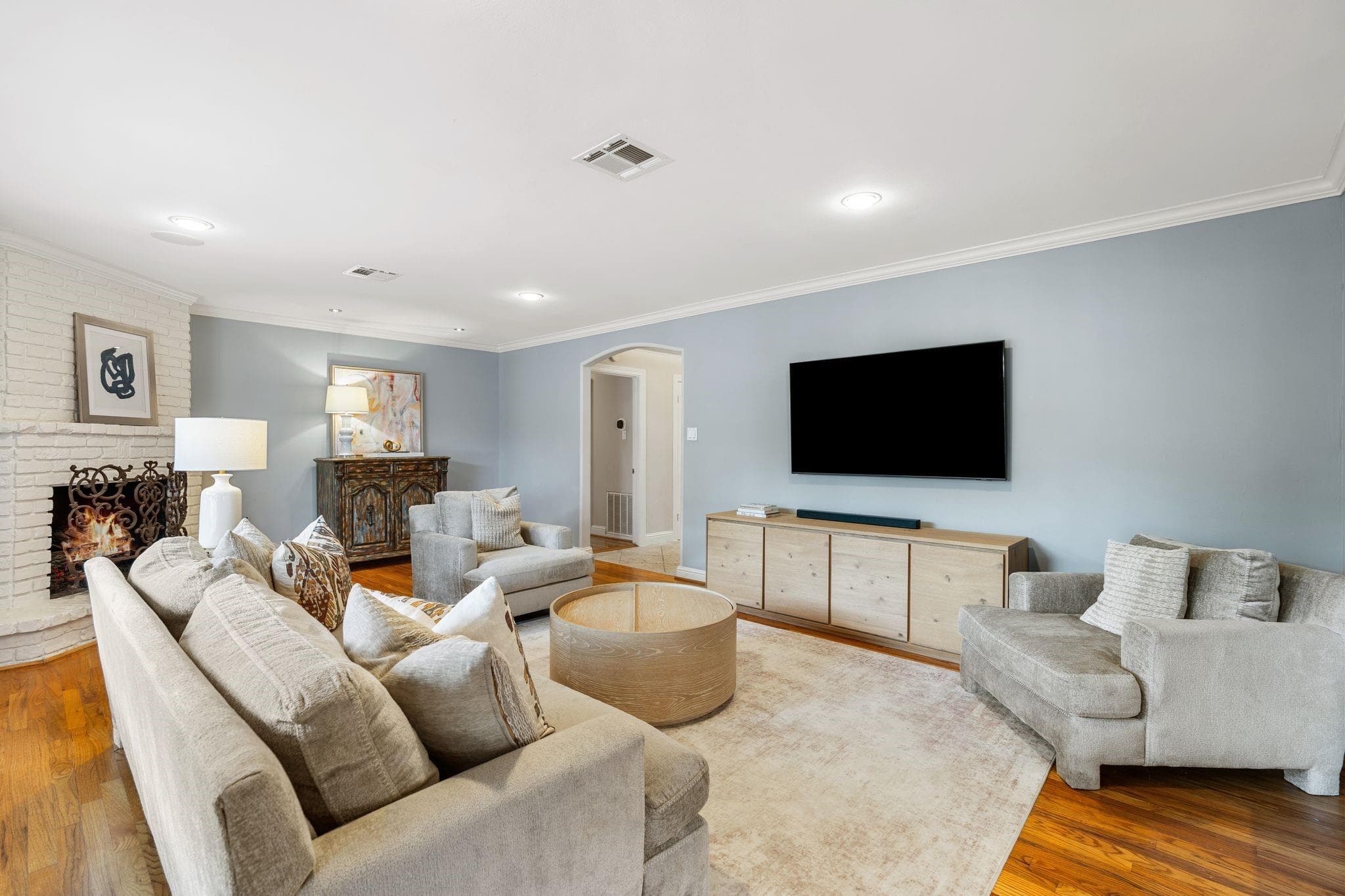 Gallery image 3