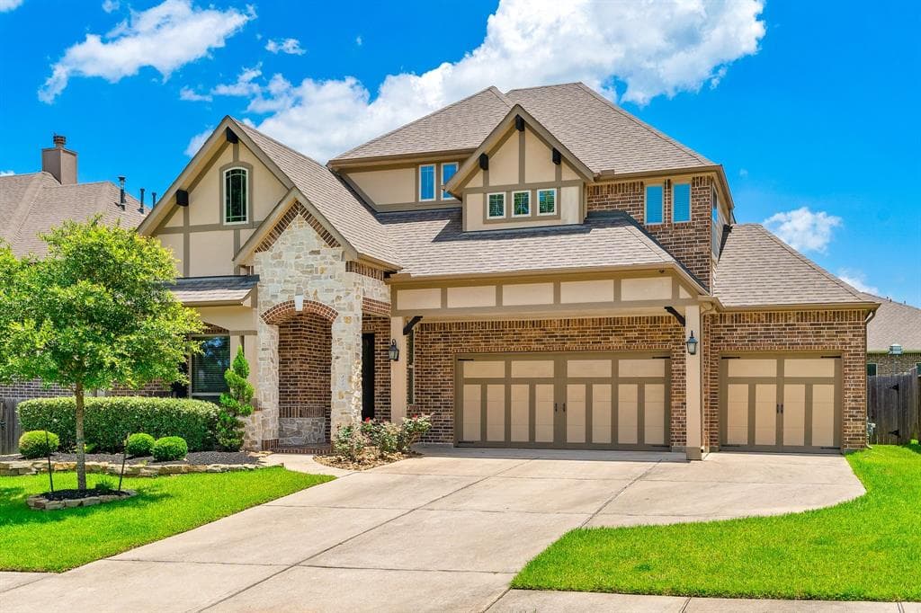 911 Hunter Ridge Ct