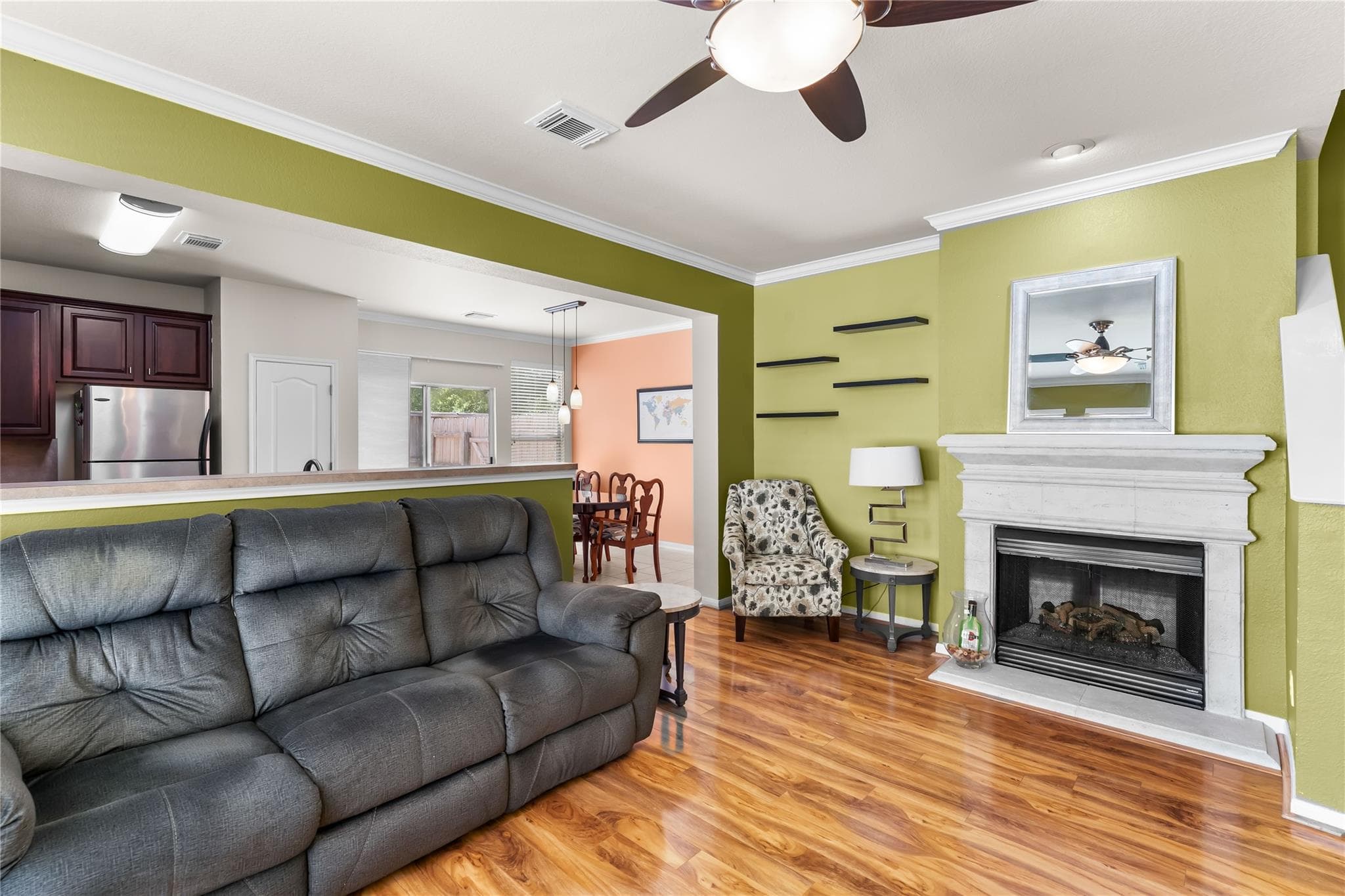 Gallery image 3