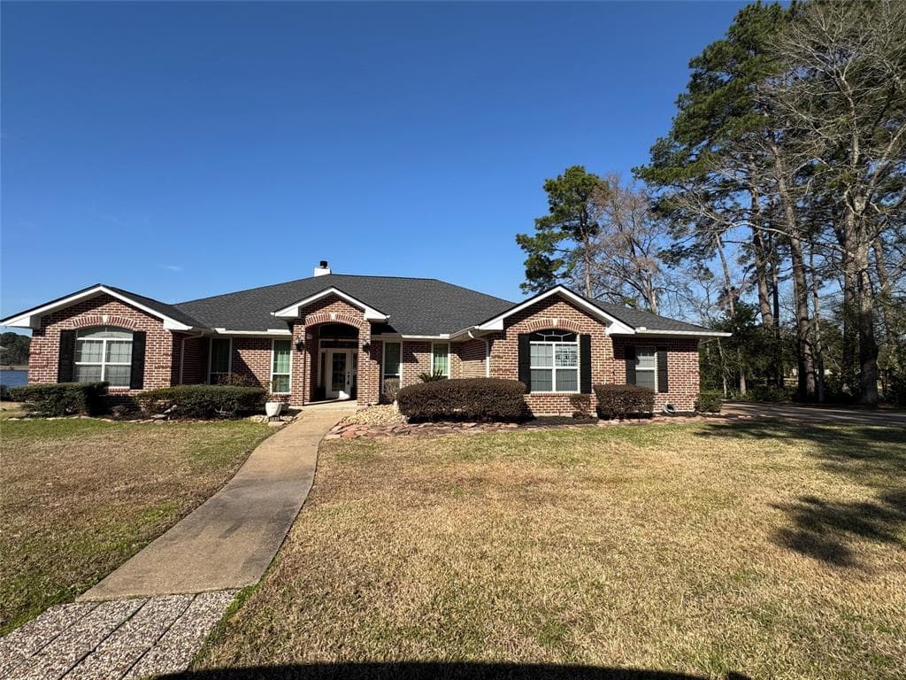 196 Broadmoor Dr