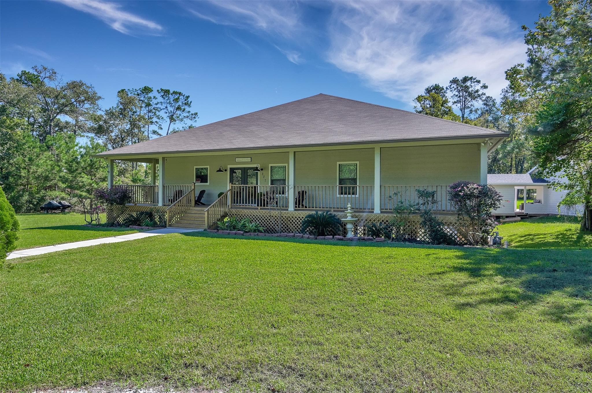 307 Parkhaven Cir