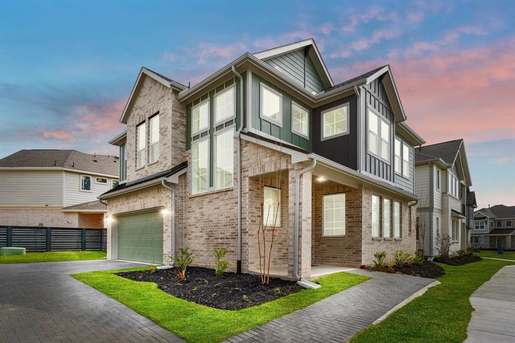 18722 Spicewood Canyon Trl