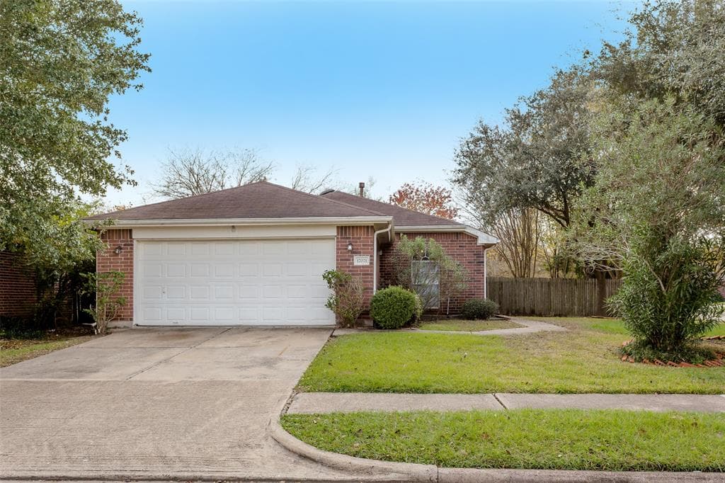 17071 Applecross Ln