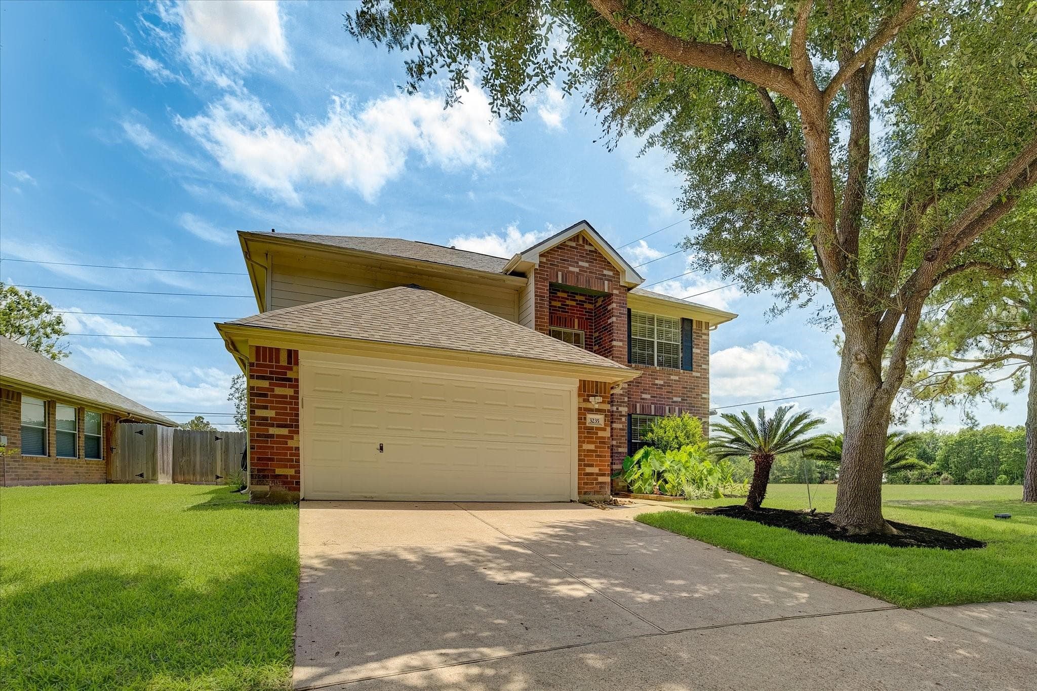3235 Banksfield Ct