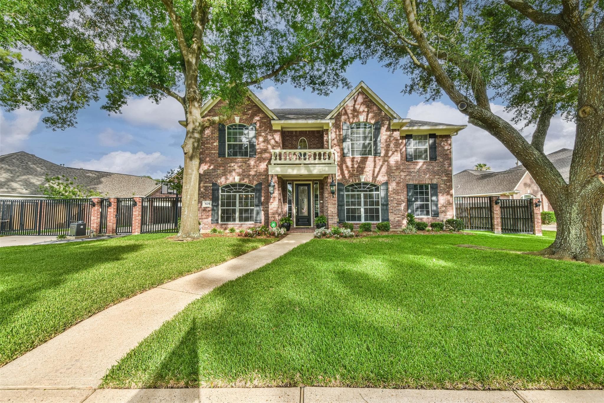 16218 Lakewood Grove Dr