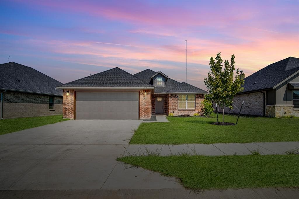 108 Randal Row