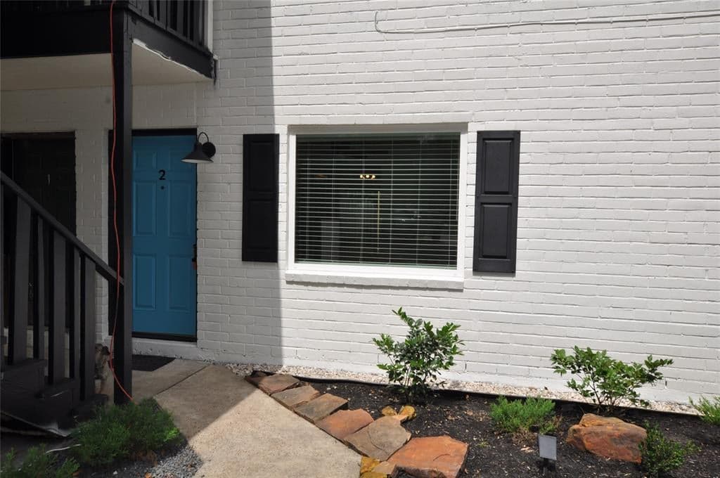 Main property image