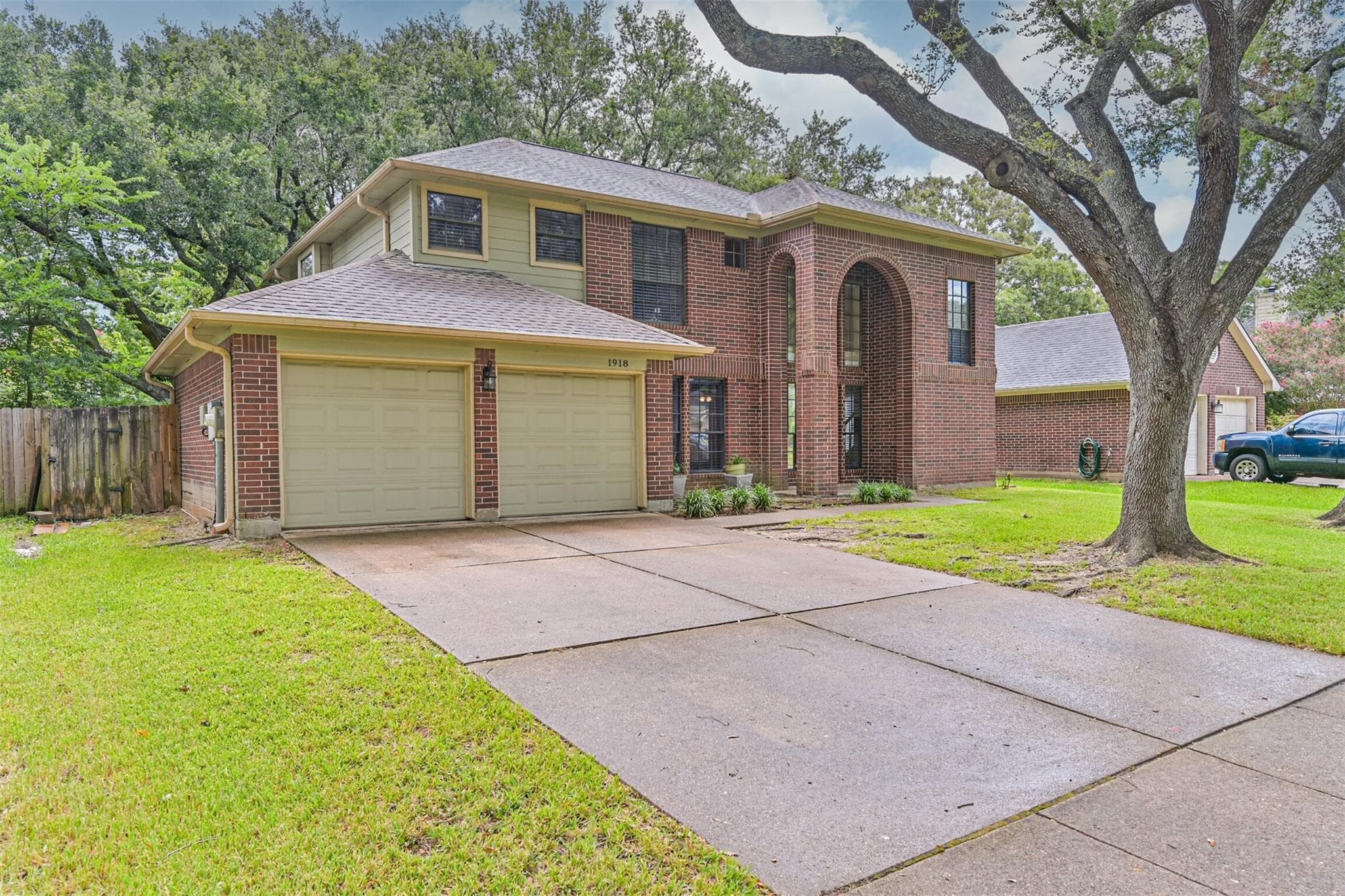 1918 Fir Tree Dr