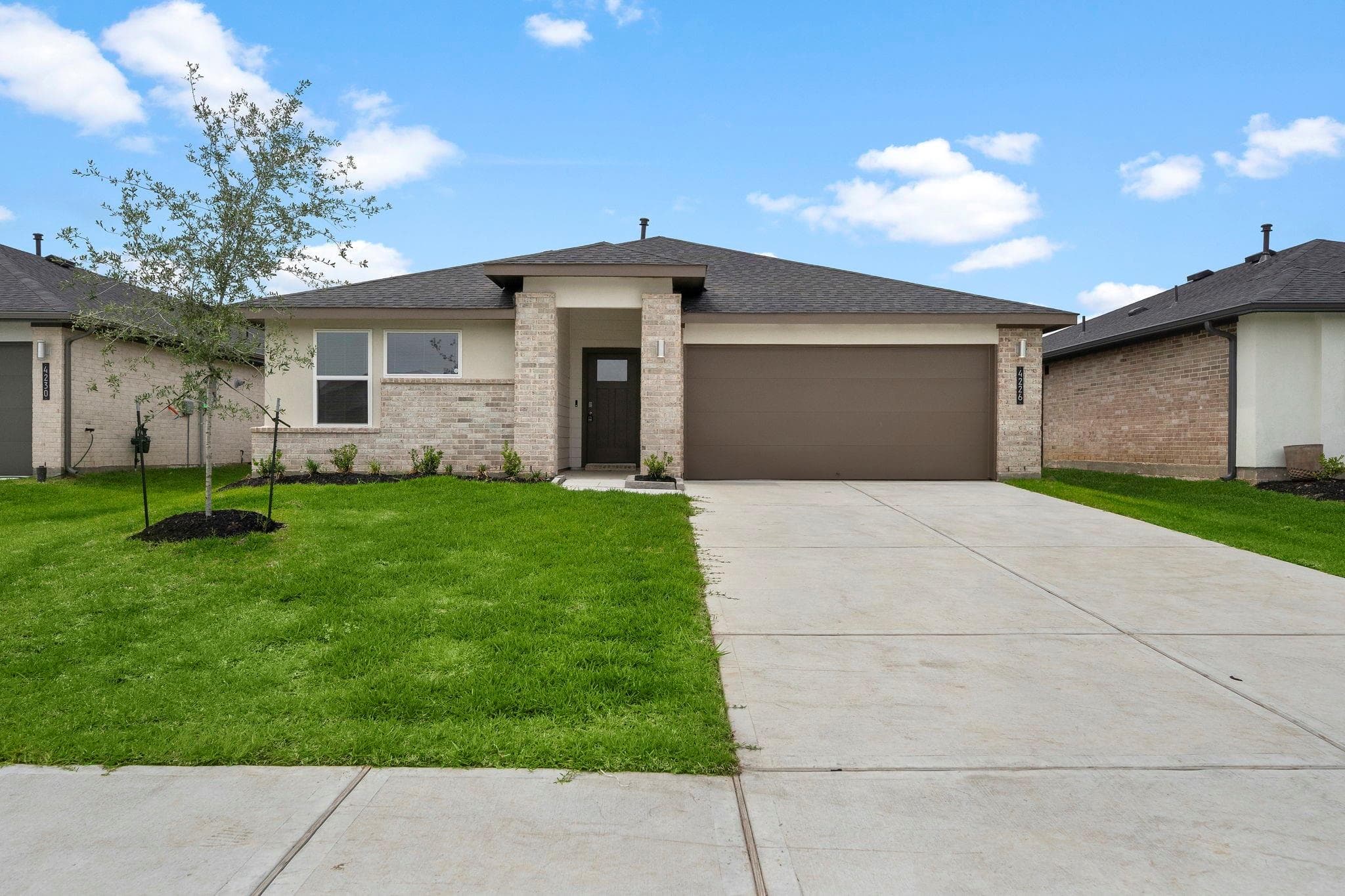 4226 Darby Peak Ct