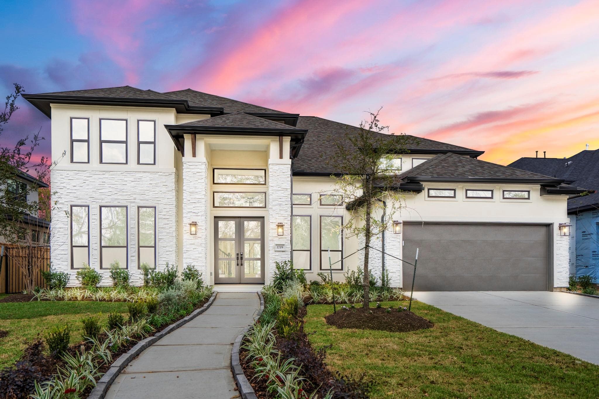 1719 Cathedral Bend Dr