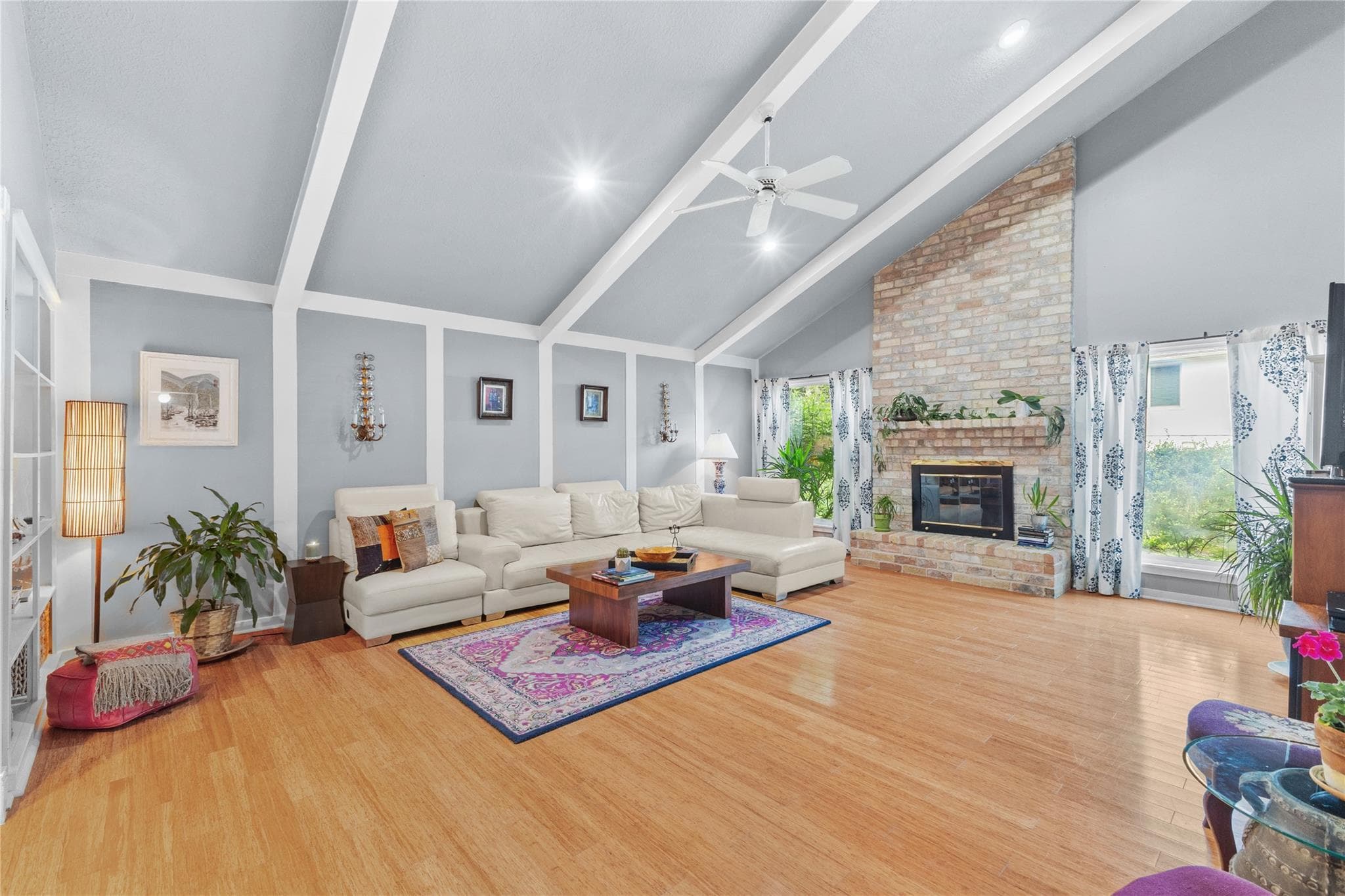 Gallery image 4