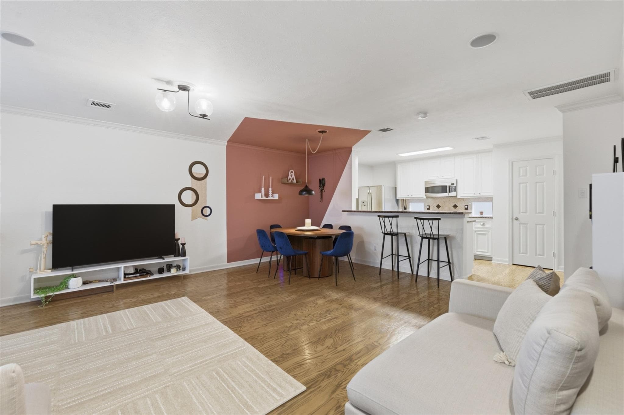 Gallery image 4