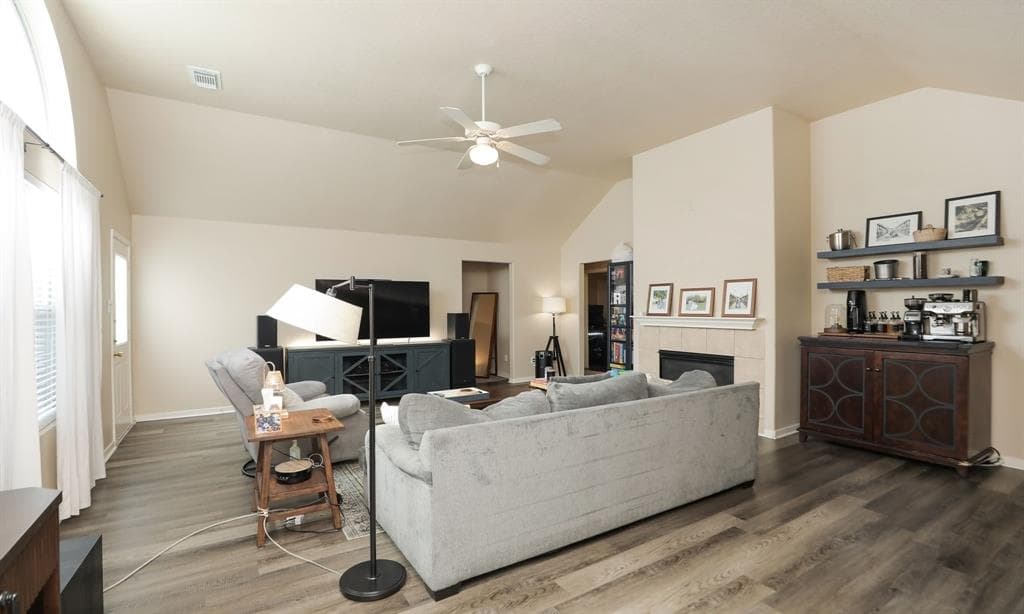 Gallery image 4