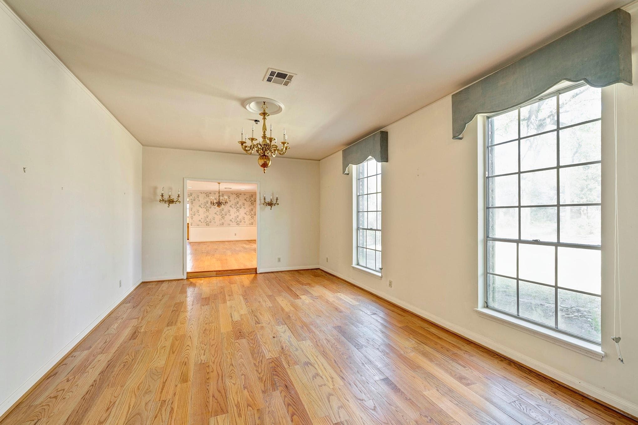 Gallery image 4
