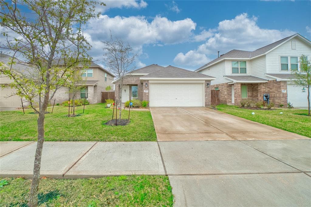 4127 Saltillo Lakes Dr