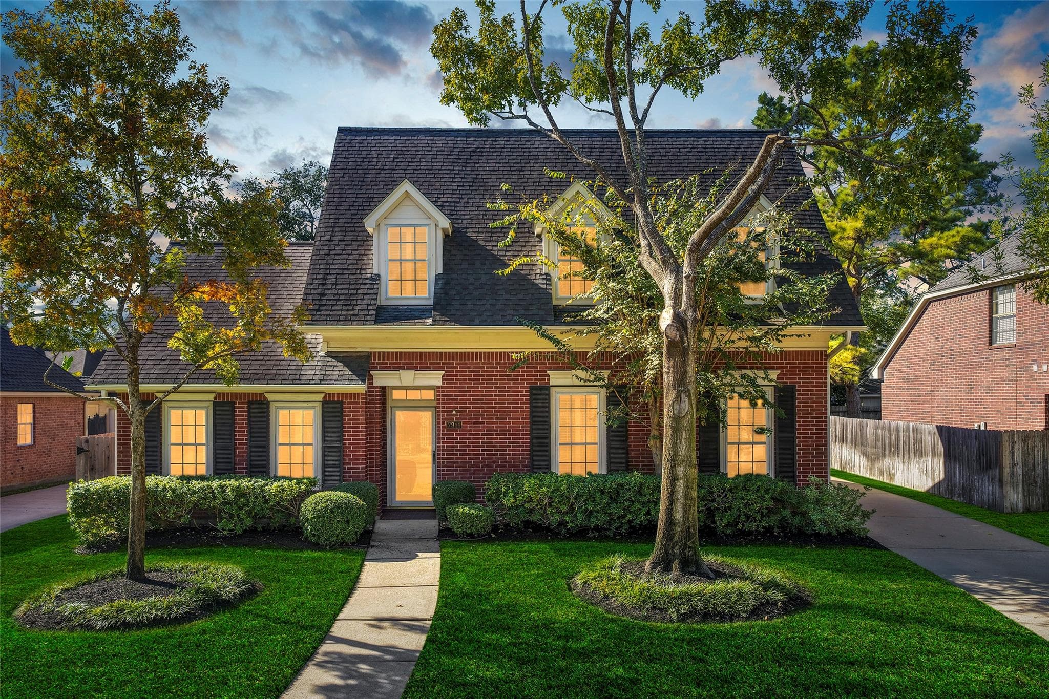 7911 Emerald Bluff Ct