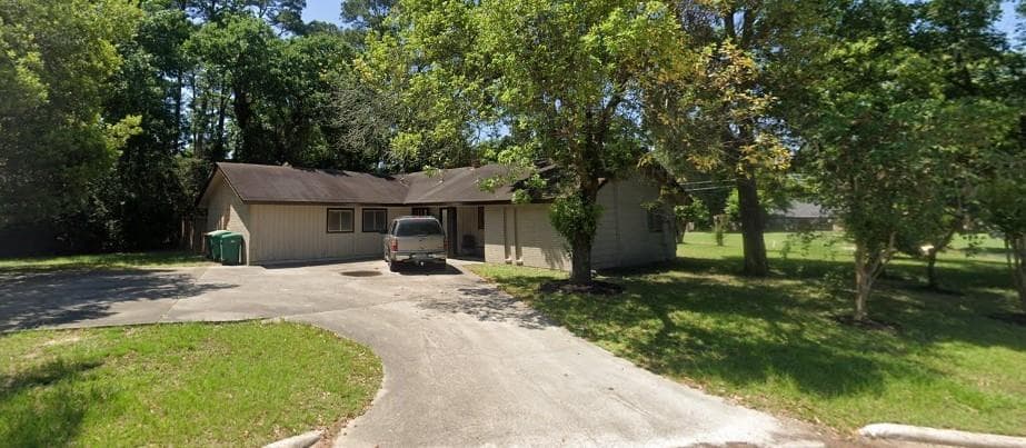 186 Thunderbird Dr