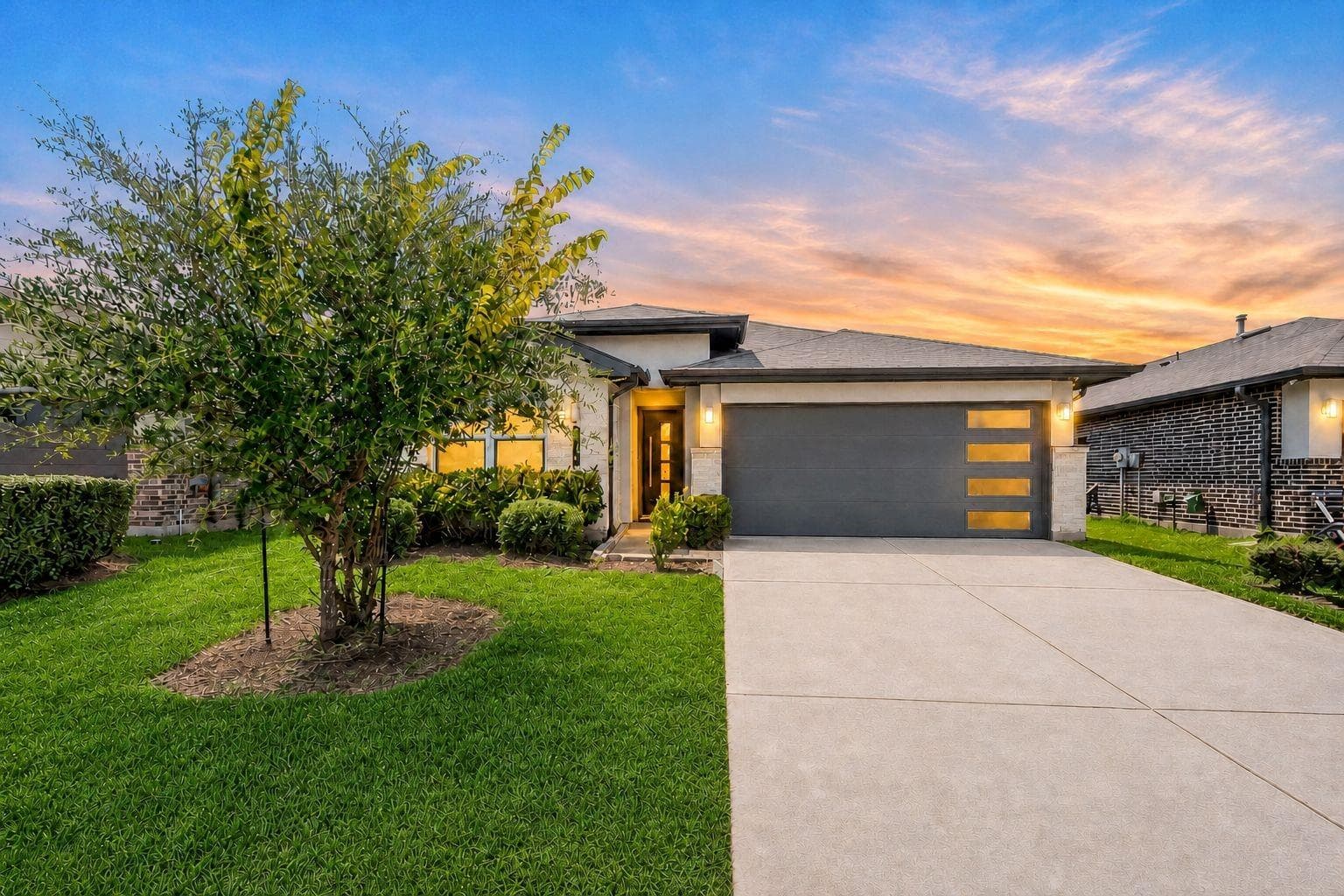 7454 Rivercane Shore Ln