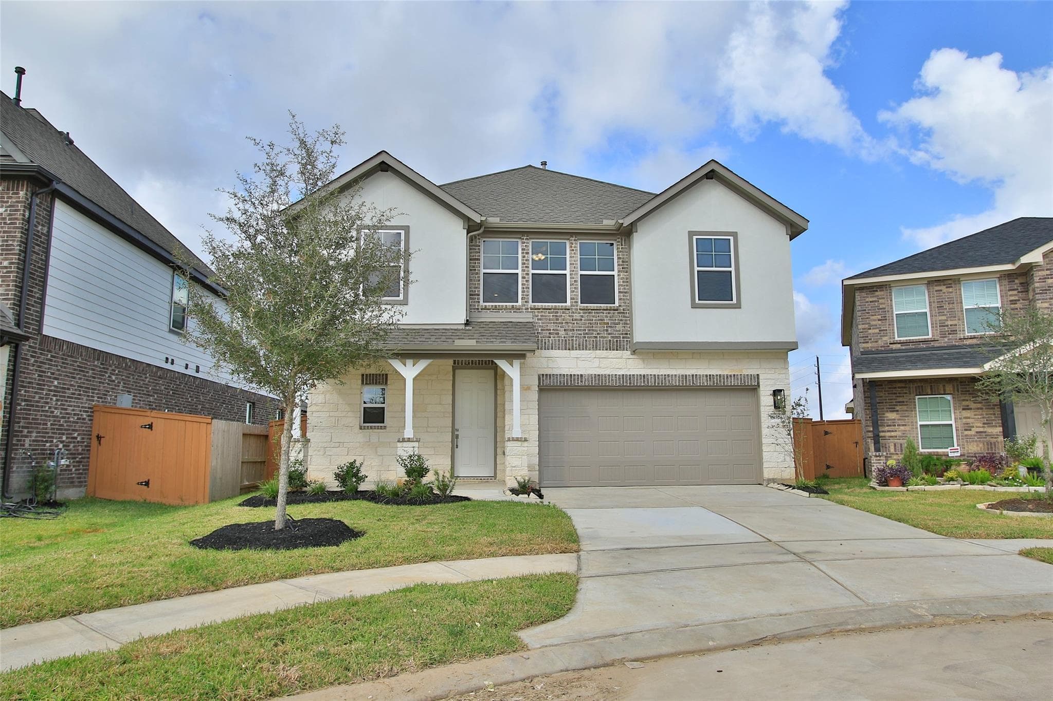 19523 Valletta Green Dr