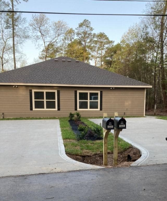 15695 Pecan Dr