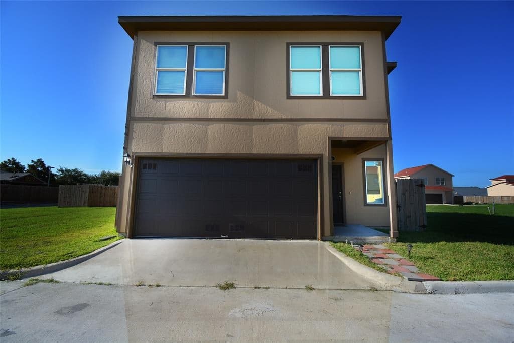 8615 San Rocco St