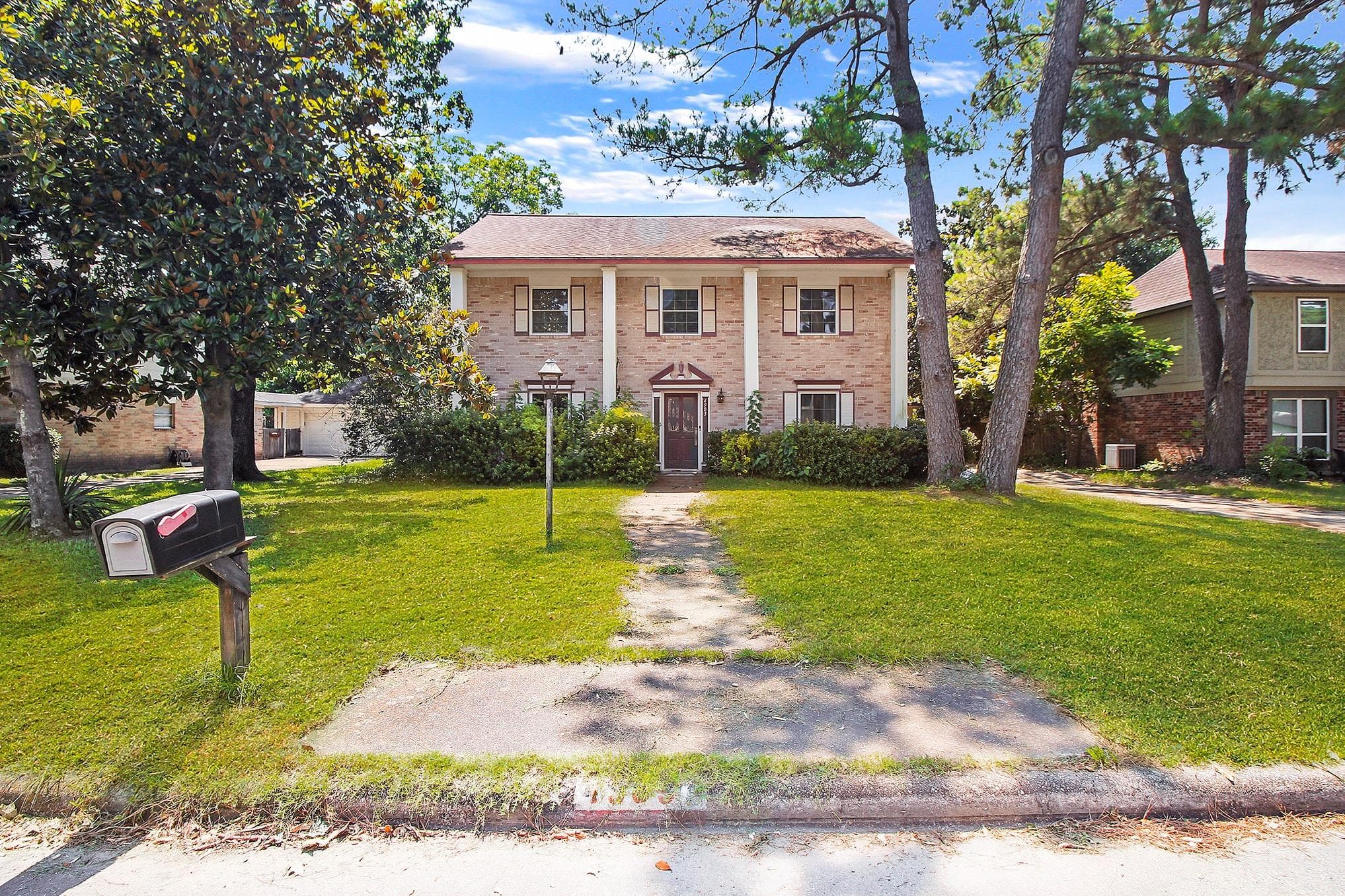 4903 Sabrina Dr