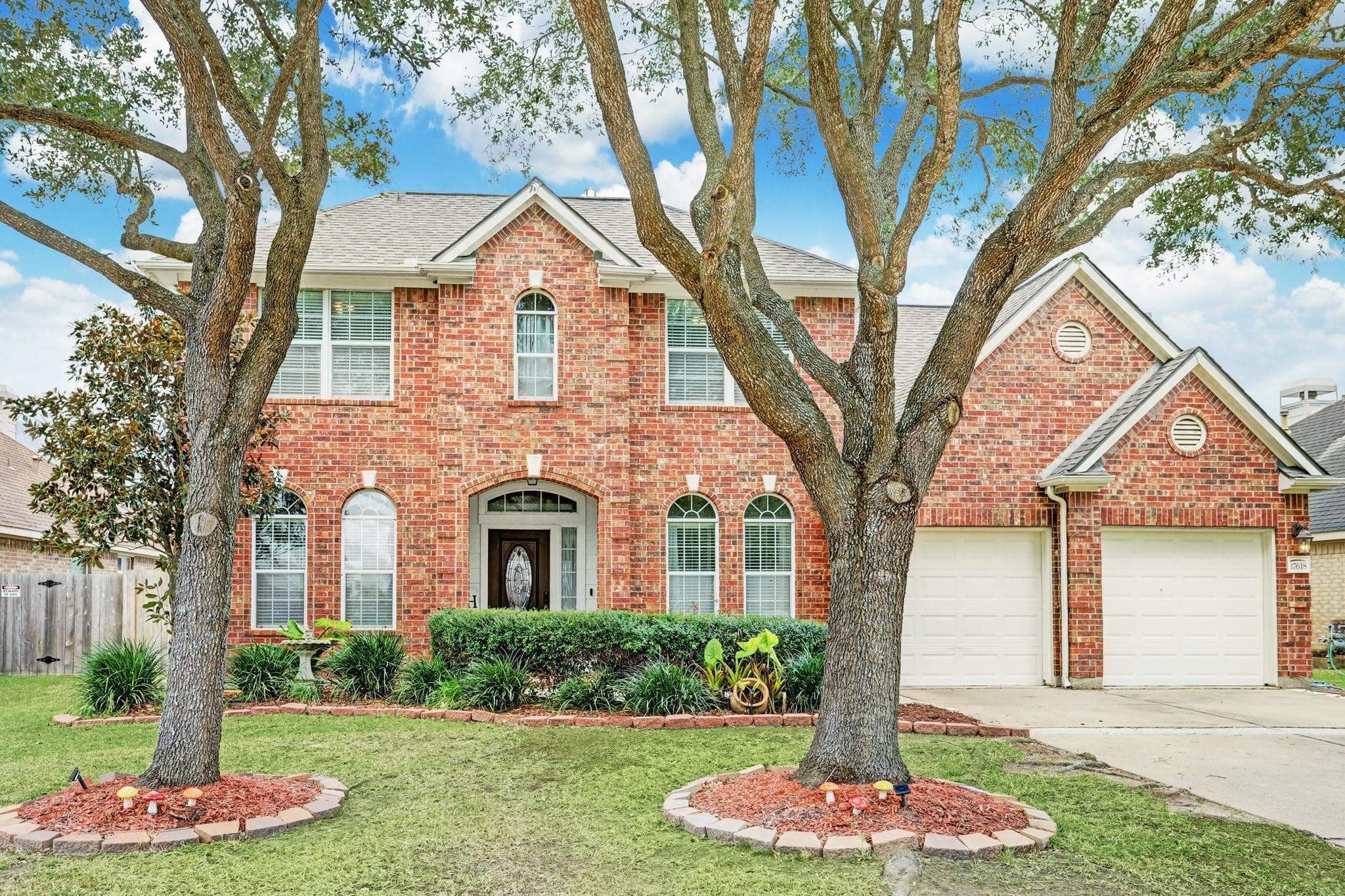 17618 Emerald Garden Ln