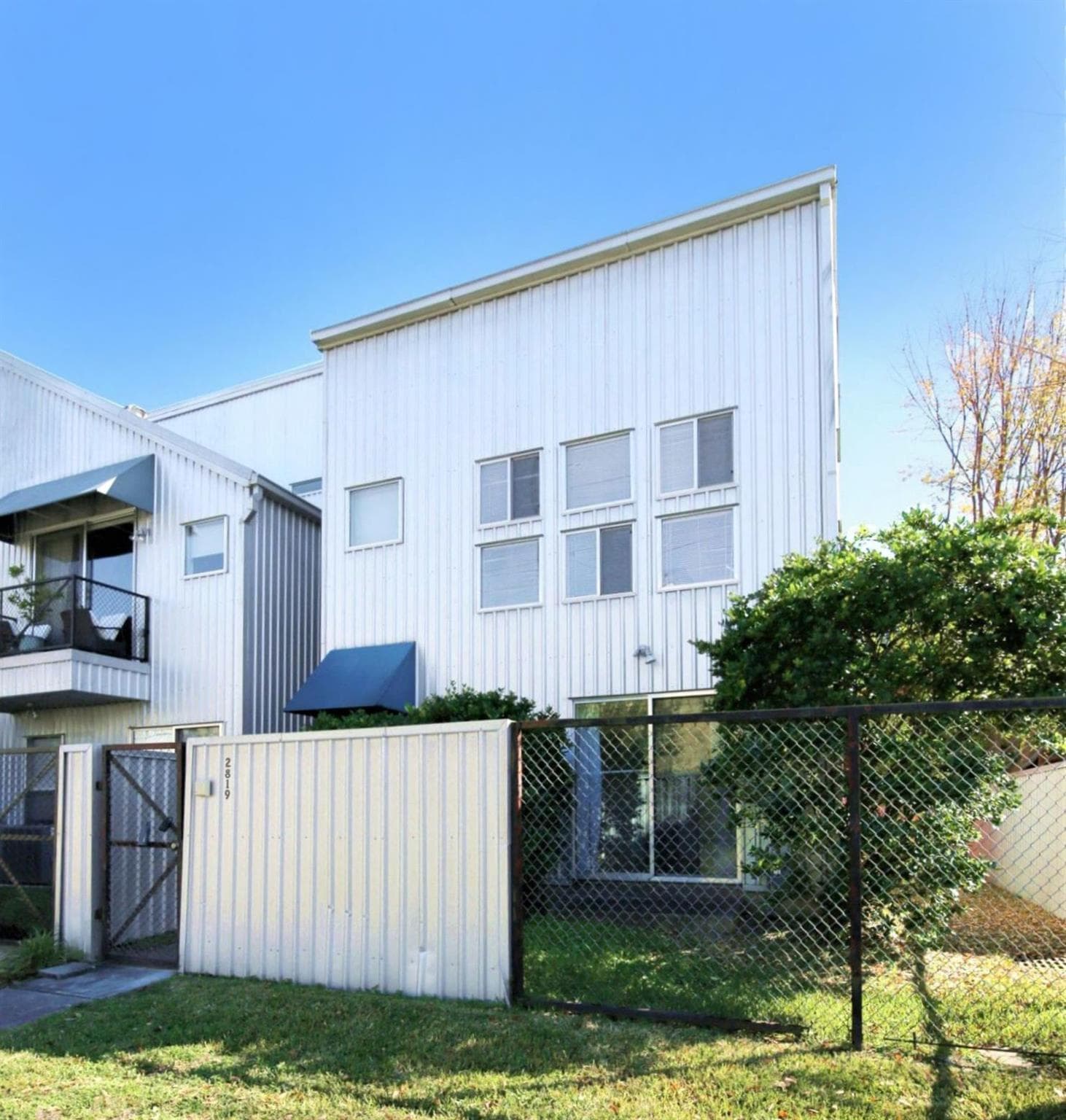 Main property image