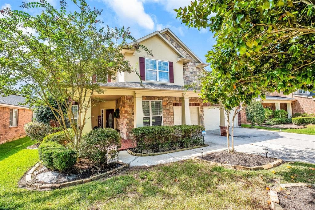 12110 Fall River Pass Ln