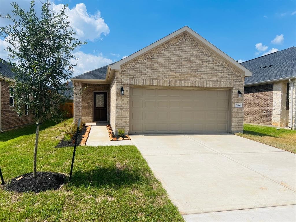 22818 Xanthos St
