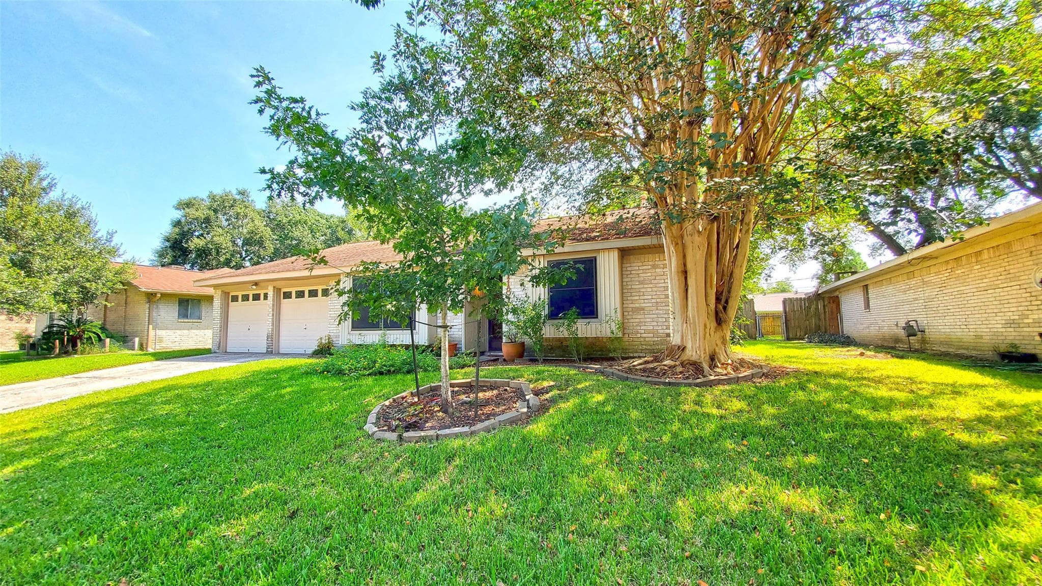 11811 Mclain Blvd