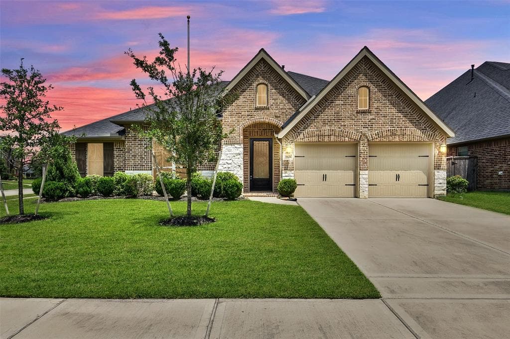 Main property image