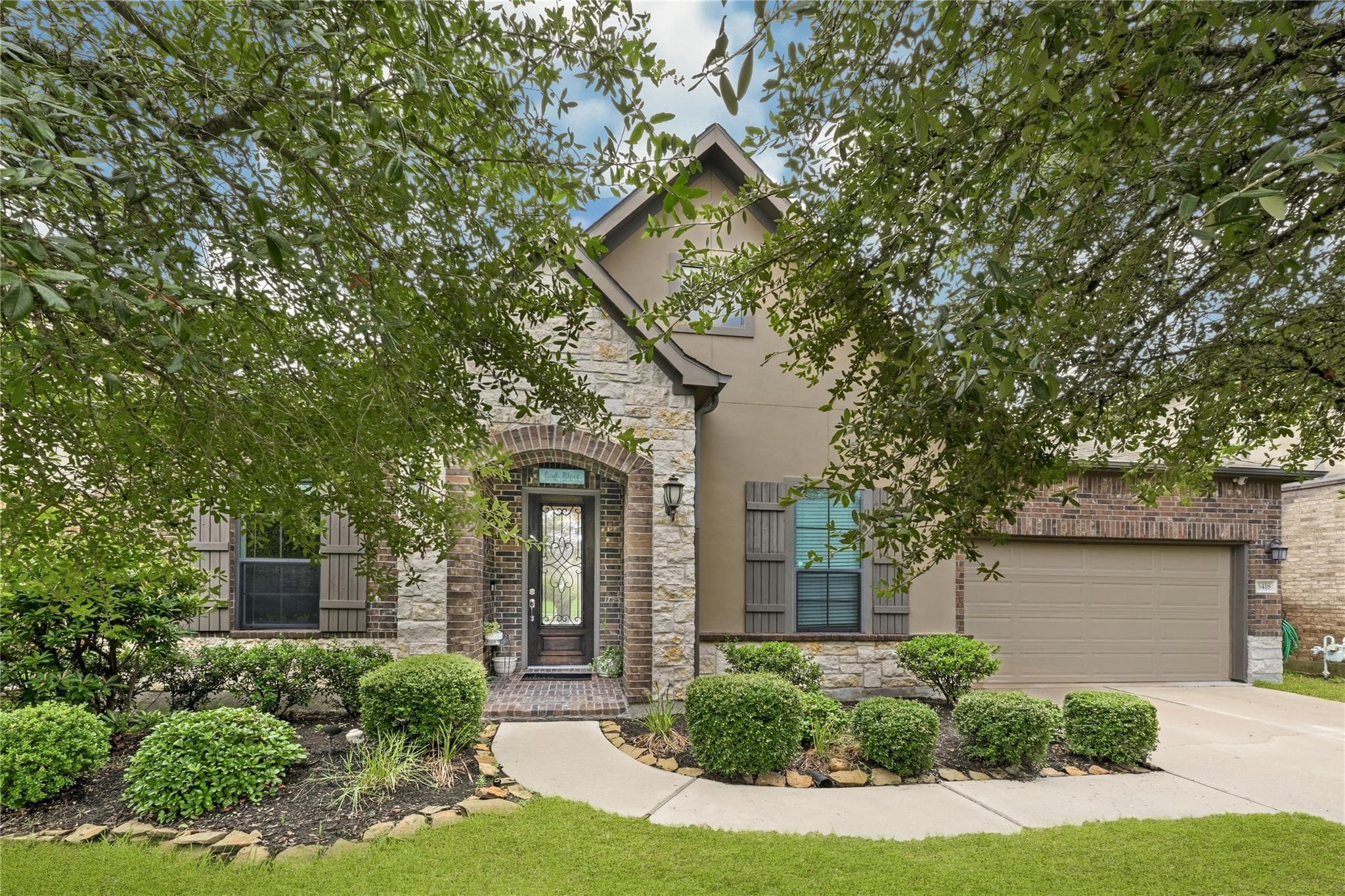 3418 Herons Pointe Ln