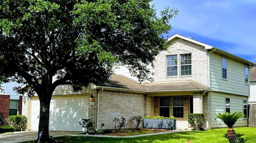 21214 Linden Hills Ln