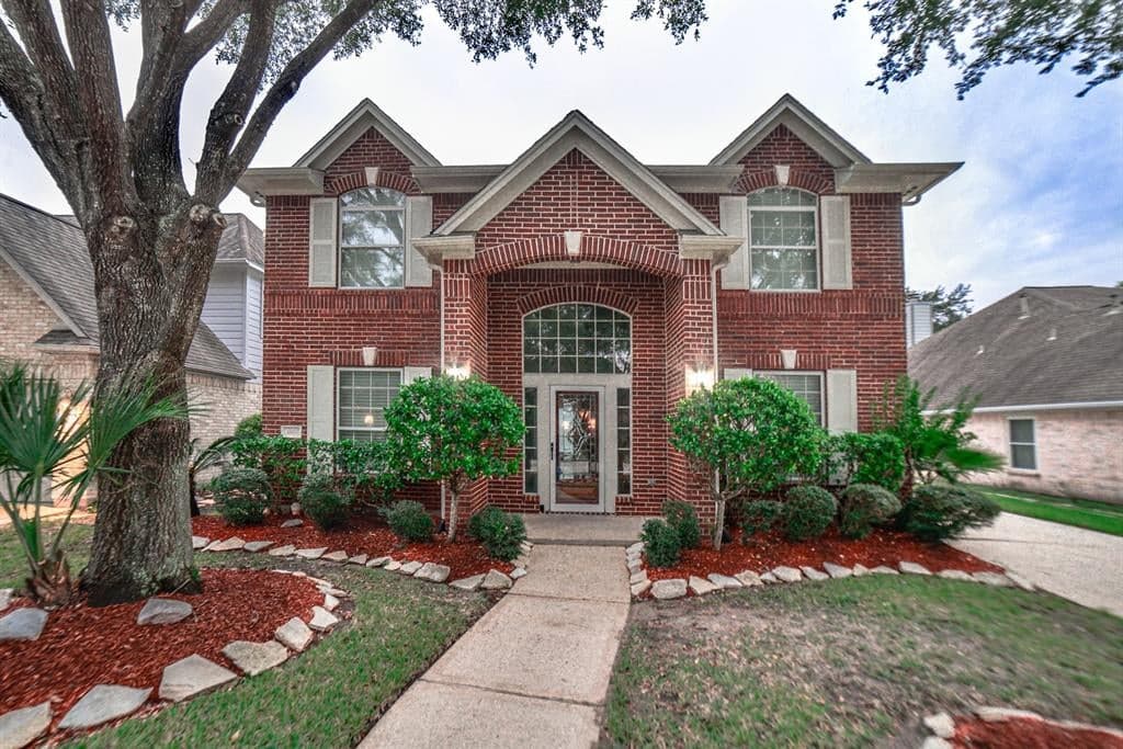 4907 Double Eagle Dr