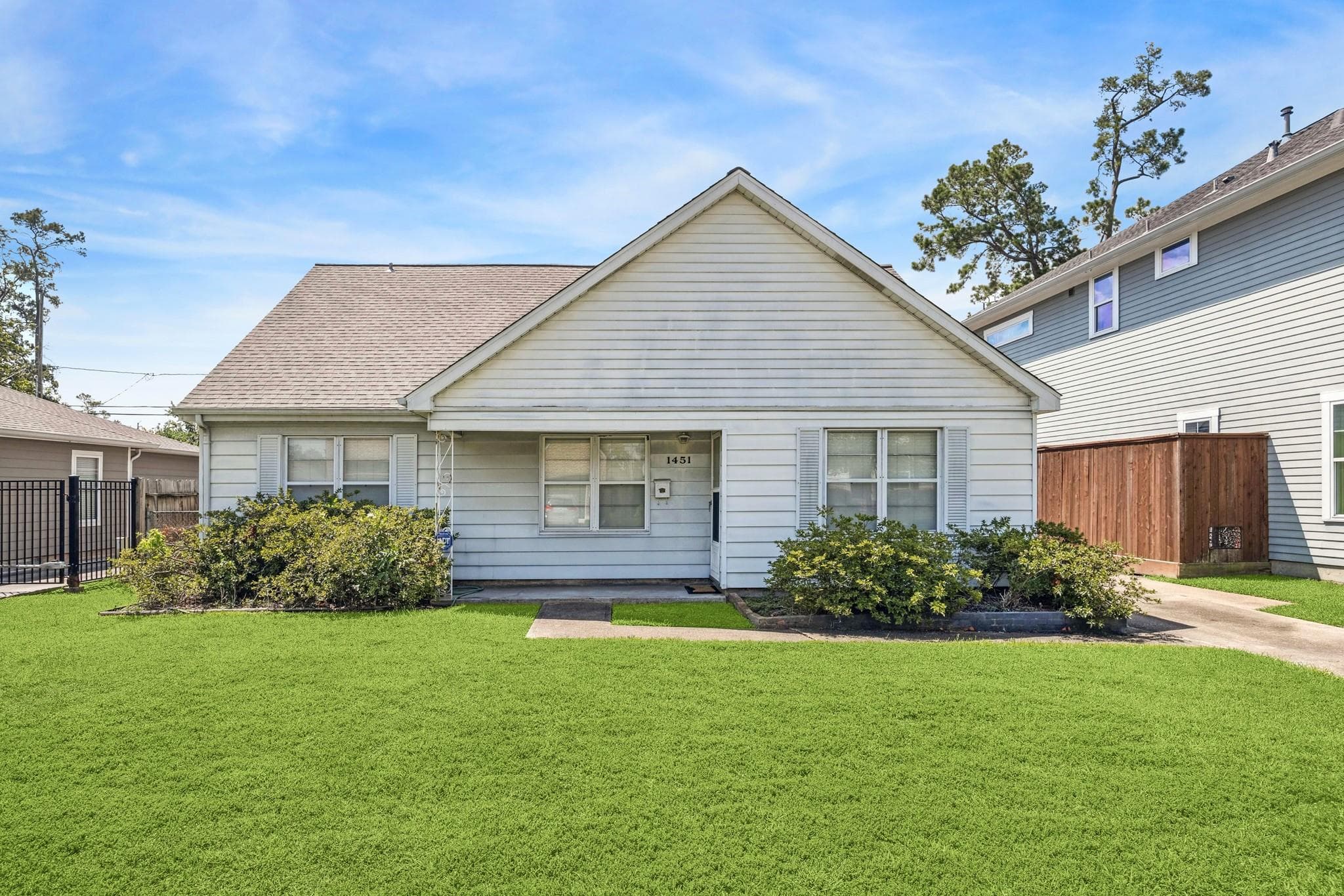 Main property image