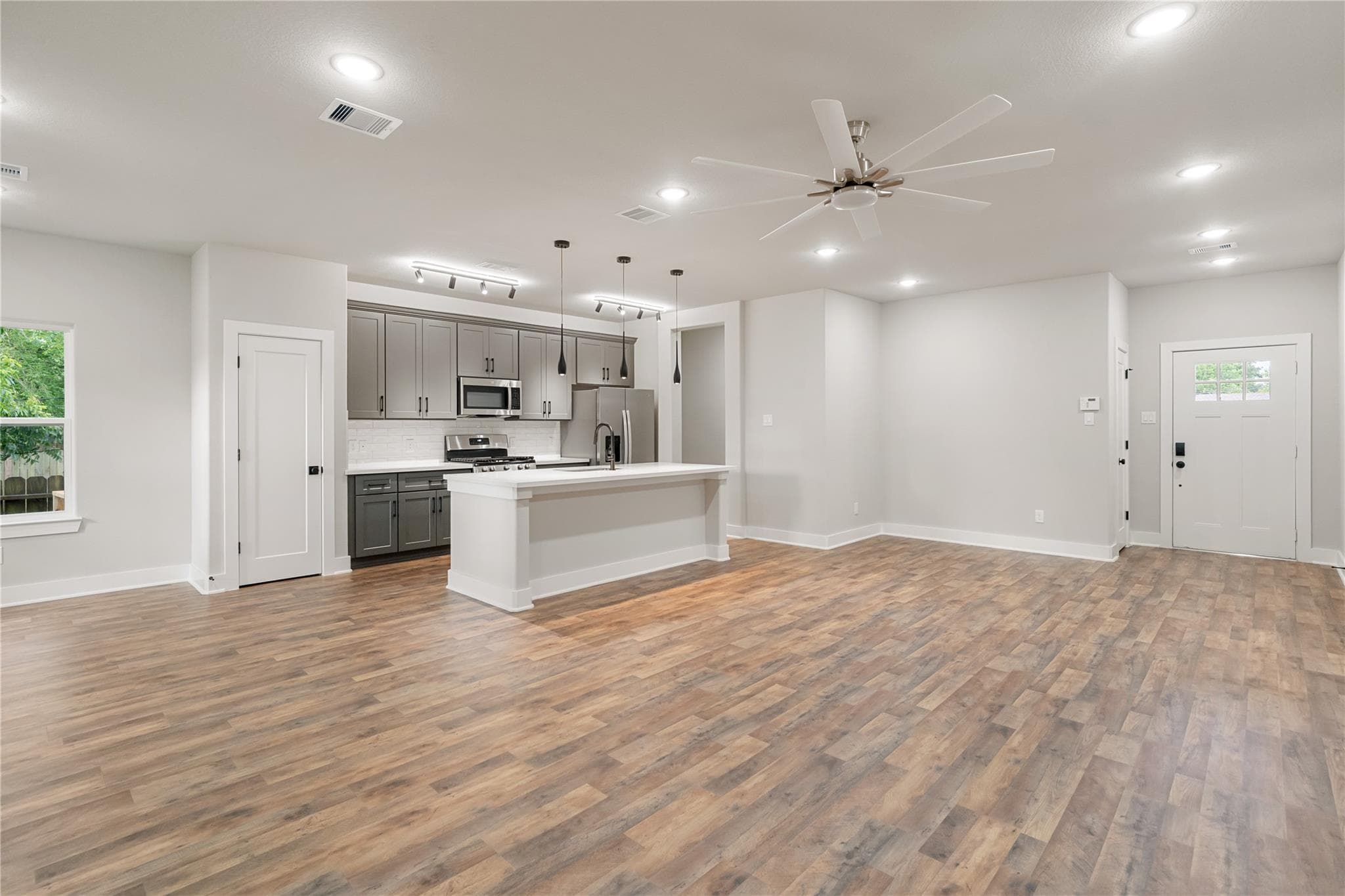 Gallery image 2