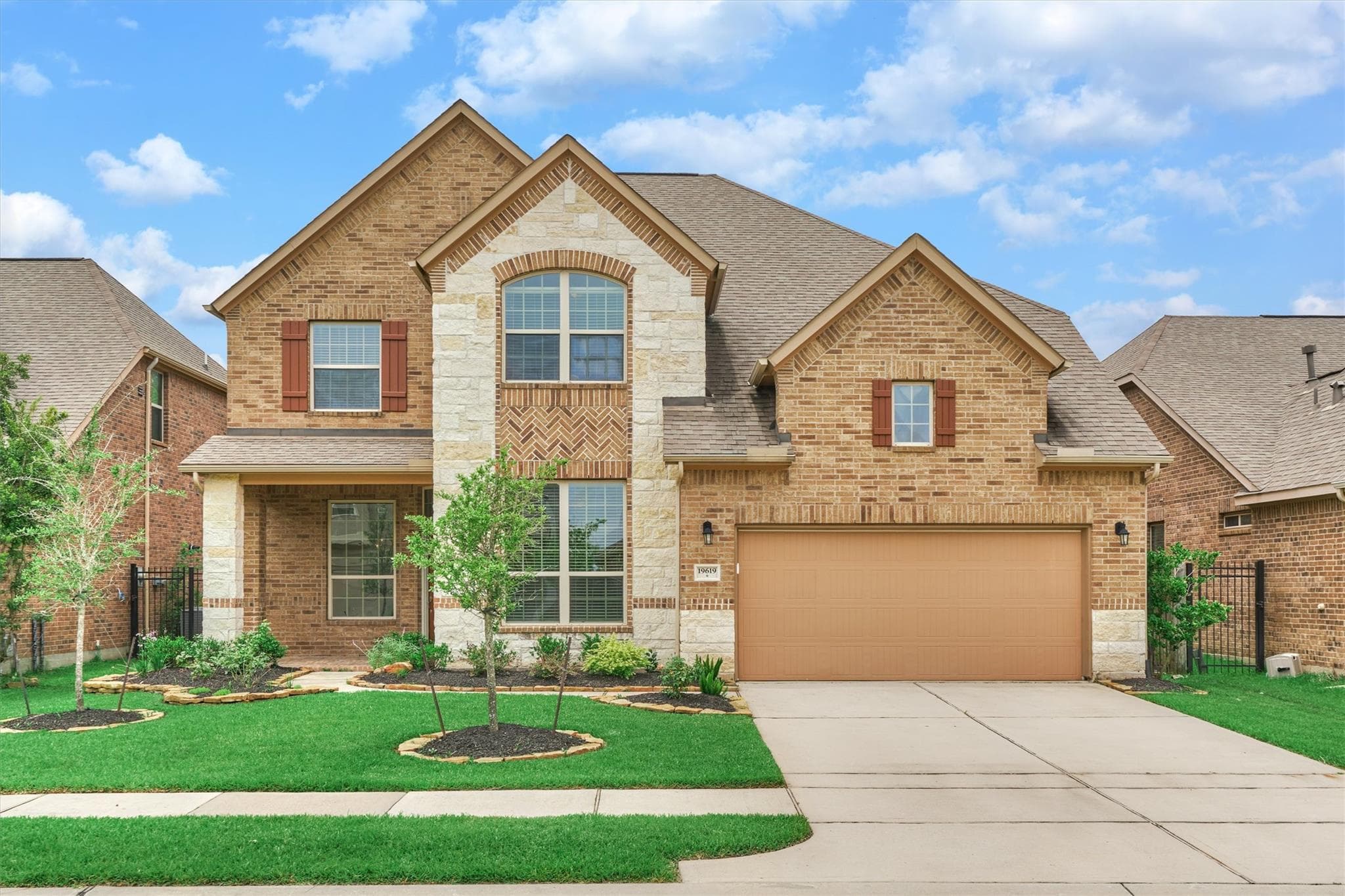 19619 Juniper Breeze Ln