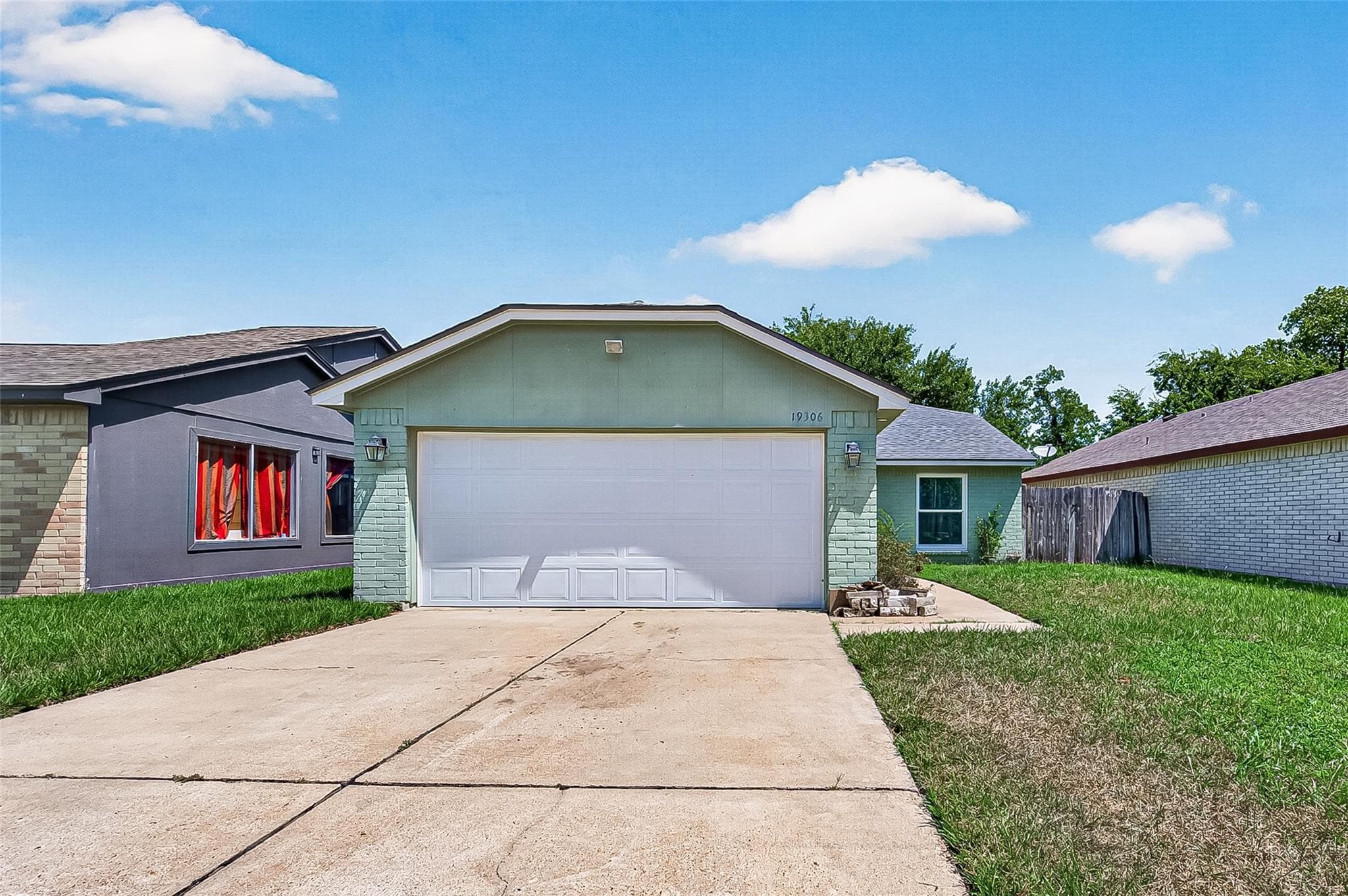 19306 Cypress Canyon Dr