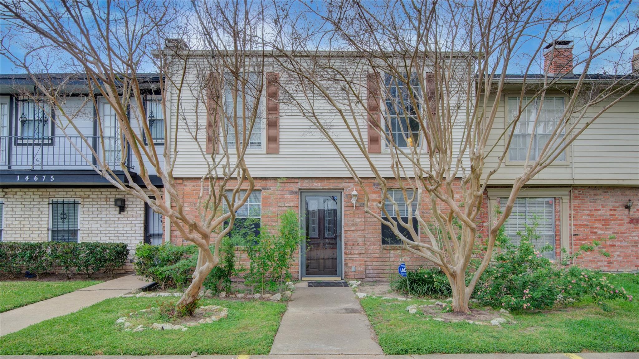 14673 Perthshire Rd