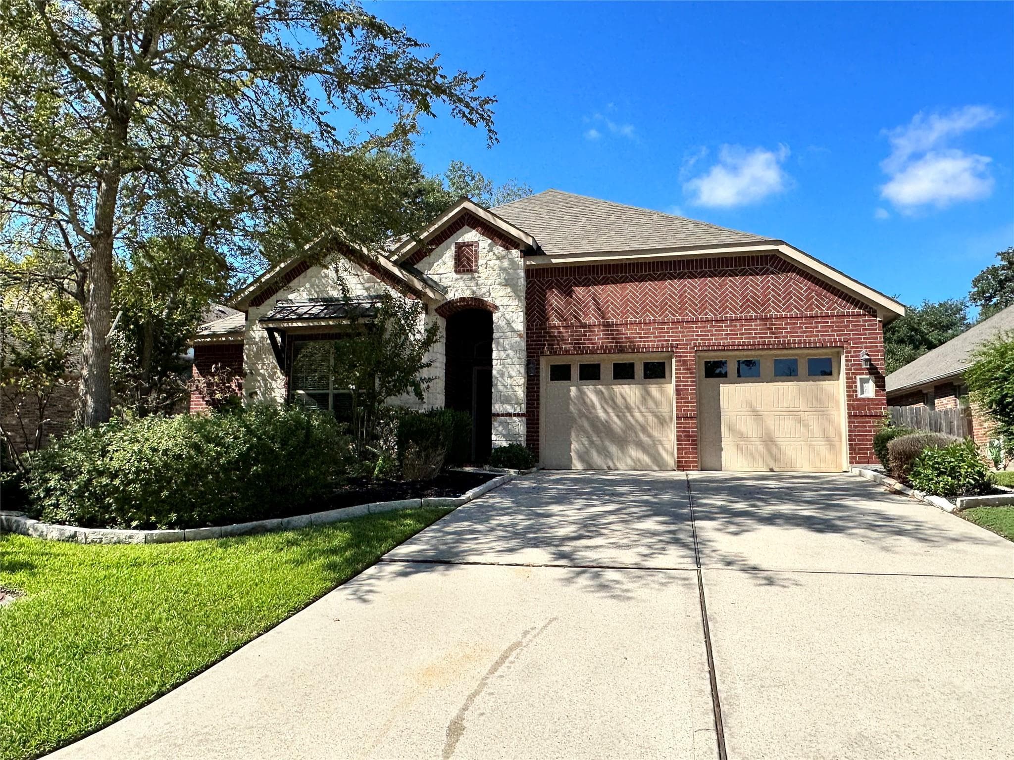 115 Springshed Pl