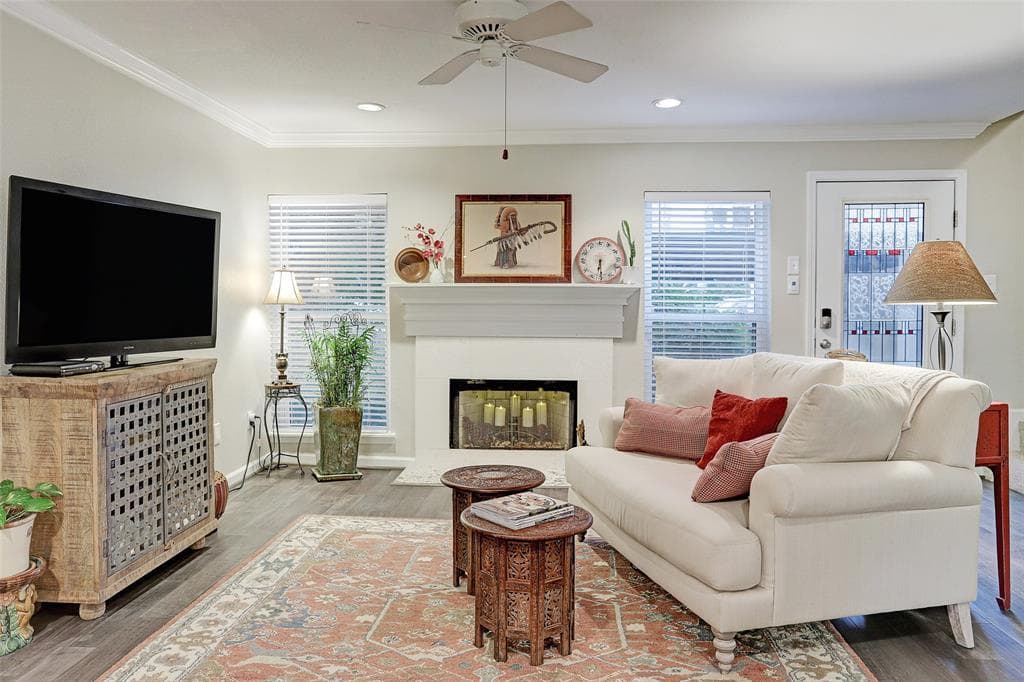 Gallery image 2