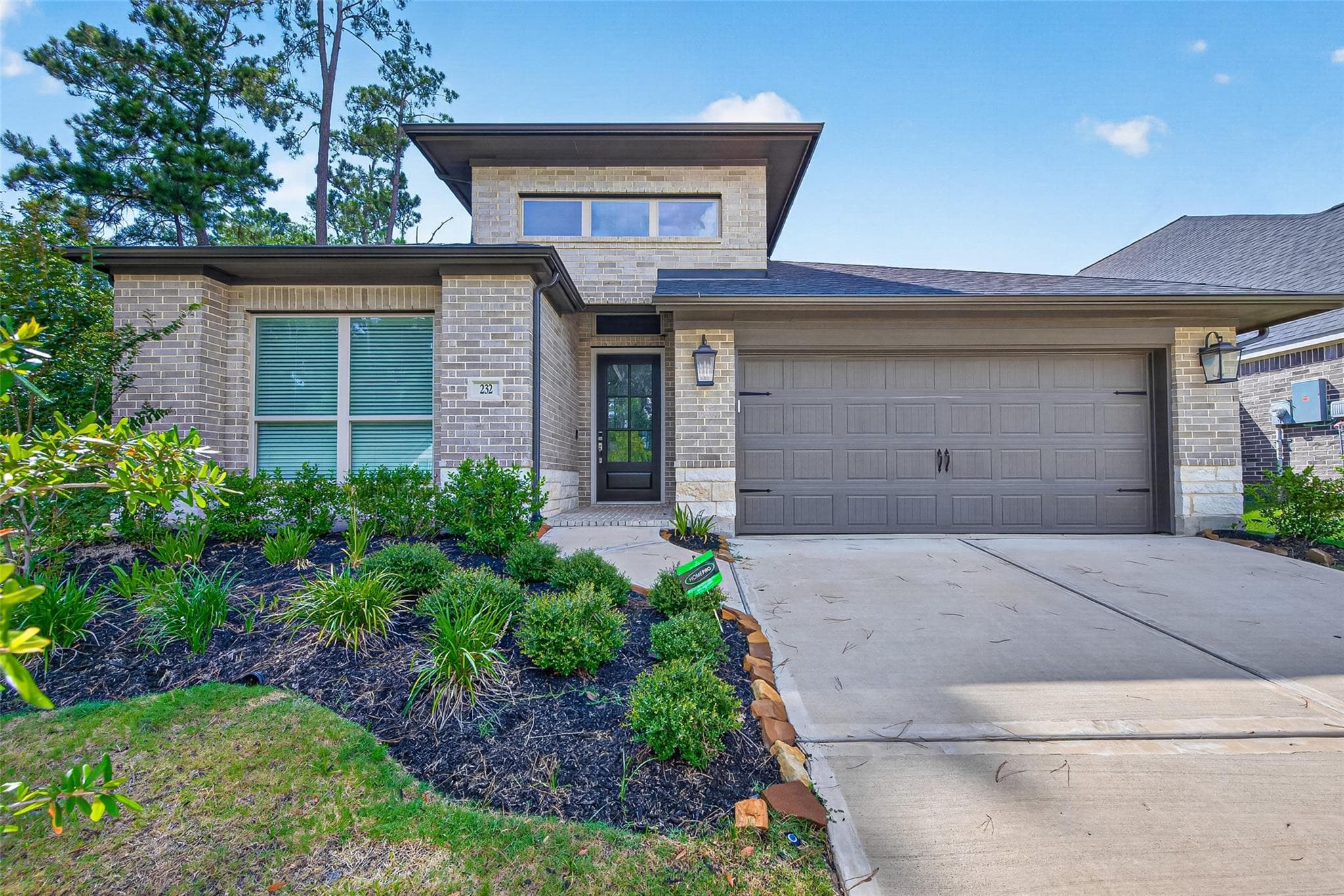 232 W Netleaf Ct