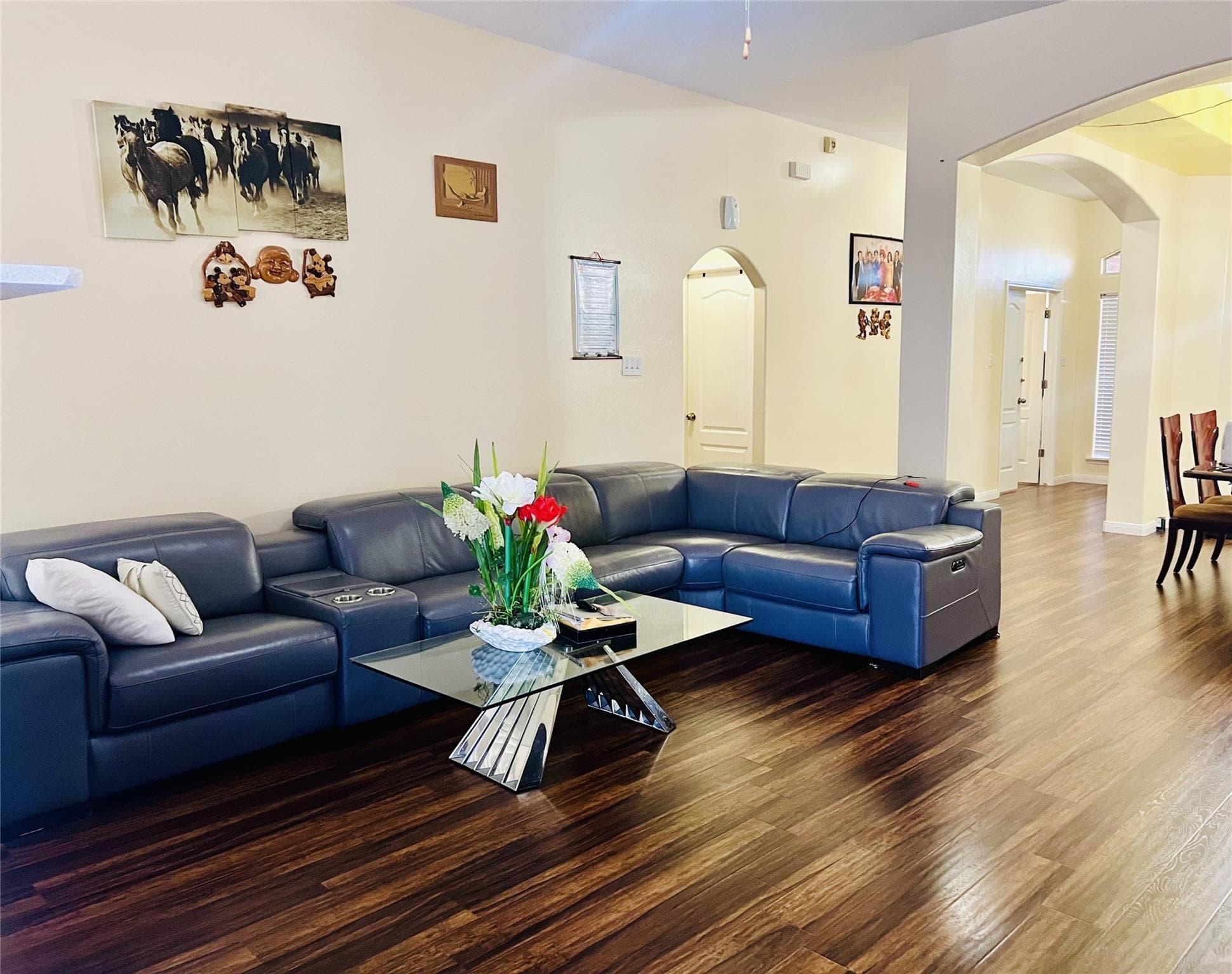 Gallery image 2