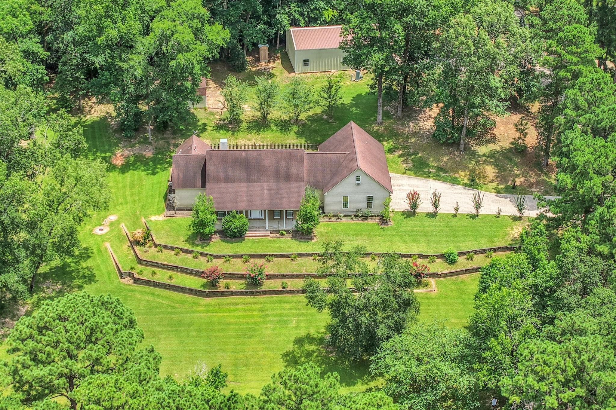 401 Hill Creek Dr