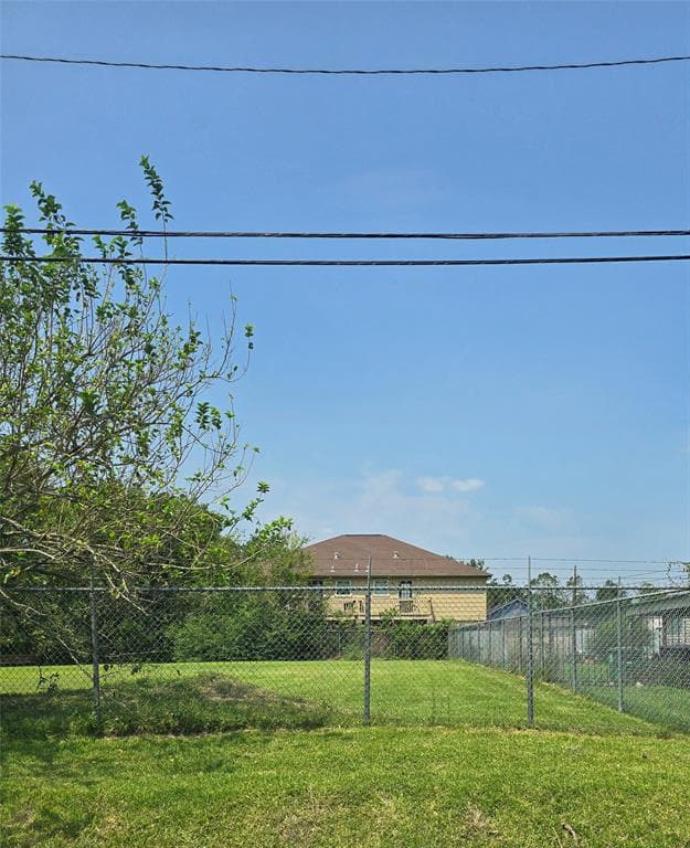 7811 Sandra St